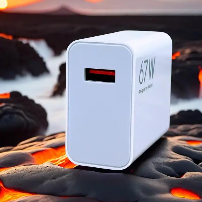Chargeur rapide Xiaomi 67W Turbo Gan pour smartphones compatibles recharges rapides occasions spéciales