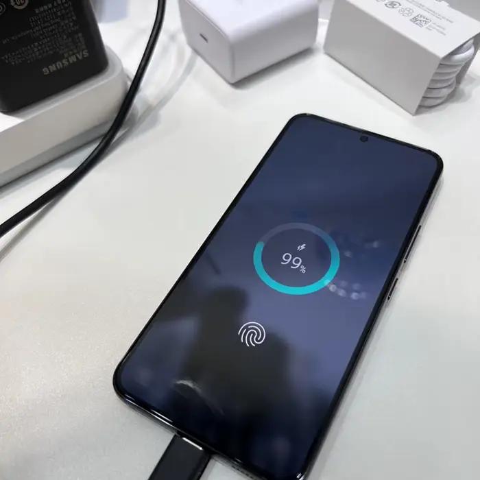 Câble USB Type C Samsung pour Galaxy S23 S22 S21 S20 Note 20 Tab S8 Charge Rapide Transfert Données Durabilité Occasions Spéciales