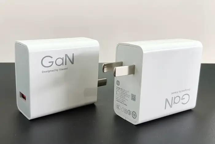 Chargeur Original Xiaomi 120W Turbo Blanc Rapide pour Xiaomi 14 13 12 11 Ultra et autres modèles spéciaux