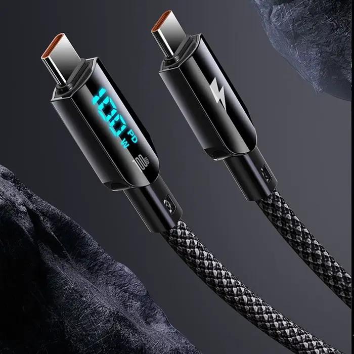 Câble USB Type C vers Type C avec affichage numérique créatif