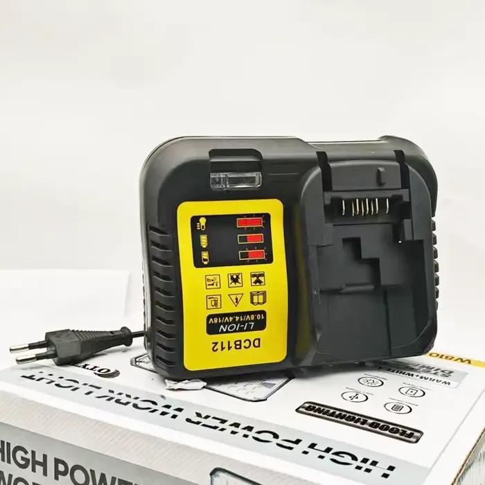 Chargeur de batterie au Lithium DCB112 2A