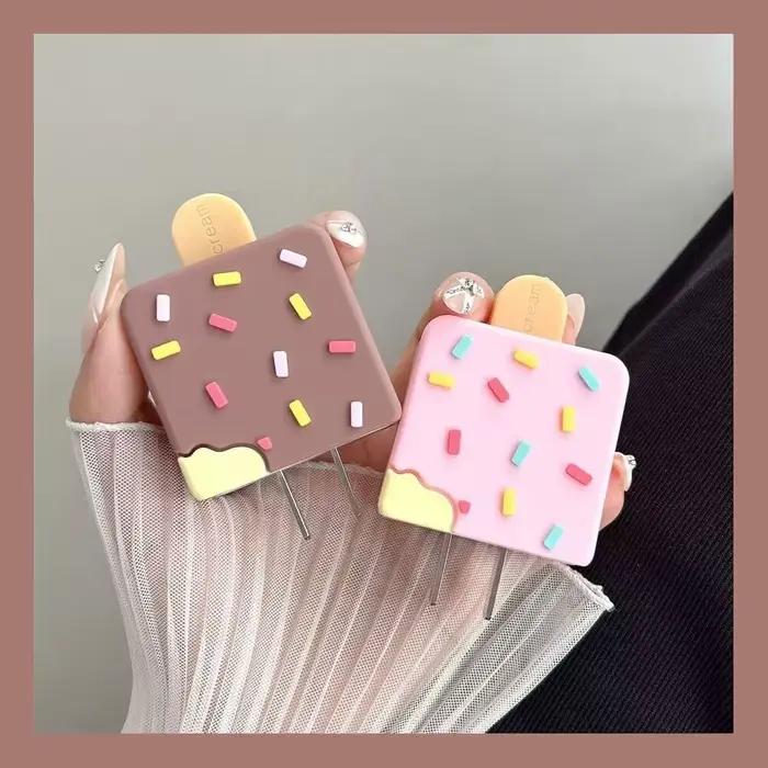 Protecteur de chargeur en silicone forme glace mignon pour chargeur Apple 18W 20W iPhone 16 15 14 13 12 11 Pro Max Plus enrouleur de fil à offrir pour technophiles occasions spéciales