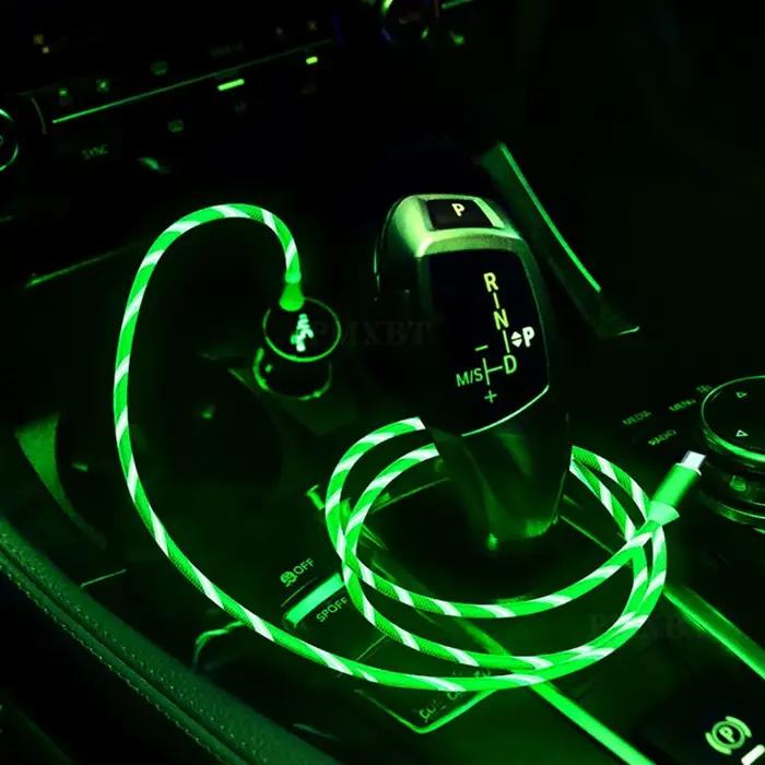 Câble LED Lumineux en Aluminium et PVC pour Appareils Intelligents avec Connexion USB C et Micro USB Occasions Spéciales Recharge Élégante