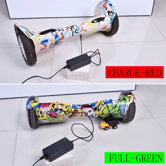 Chargeur de batterie au Lithium universel DC42V 2A