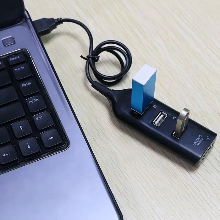 Hub USB 2.0 4 Ports Blanc et Noir pour Connectivité Augmentée et Performance Optimisée Ordinateur Portable Bureau