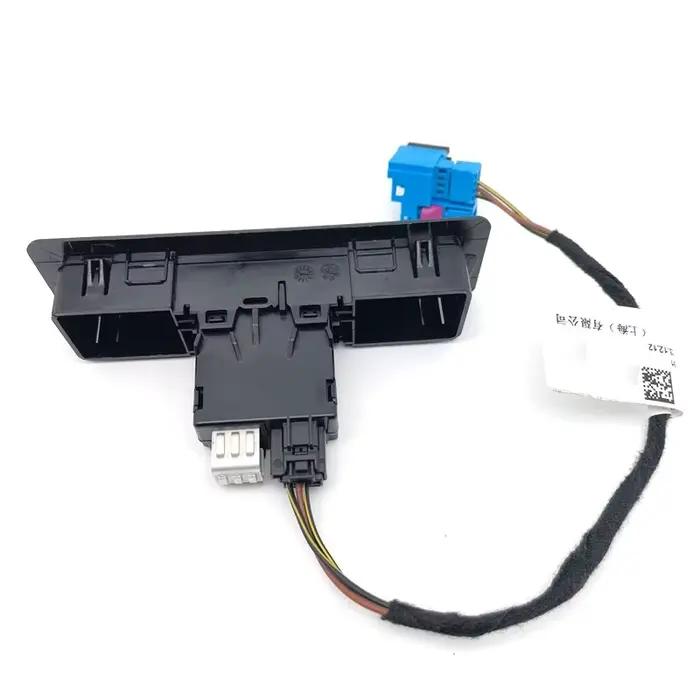 A4486830600 Chargeur de voiture authentique