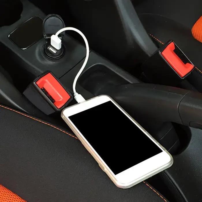 Mini Chargeur de Voiture USB Compact et Sécuritaire Pour Recharger Téléphones Durant Voyages Ou Déplacements Quotidiens Occasions Spéciales