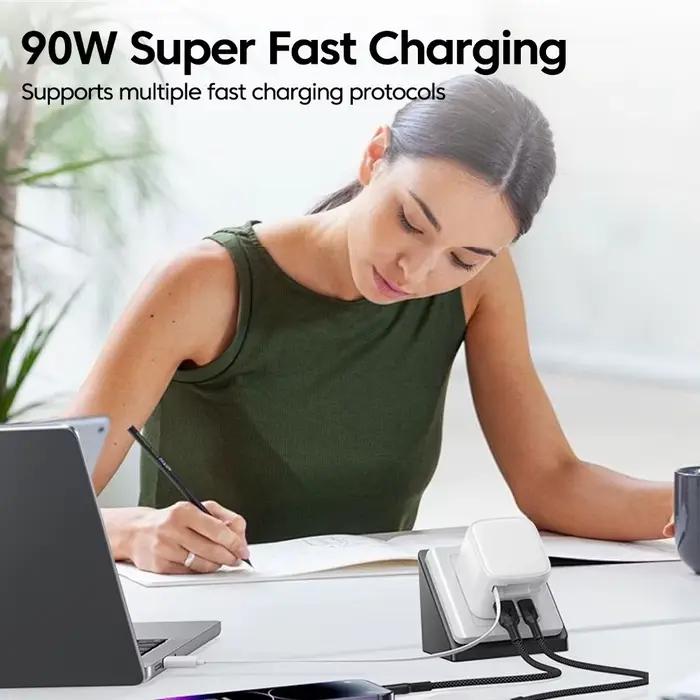 Chargeur USB Type C 30W avec câble rétractable pour iPhone 17 Huawei PD QC3.0 charge rapide multi-port voyage