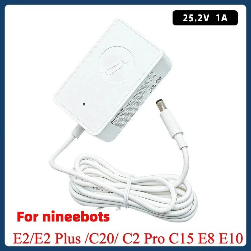 Chargeur de batterie d'origine pour Ninebot E2 E2 Plus C20 C2 Pro C15 E8 E10, pièces de Scooter élec