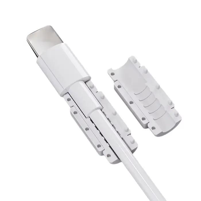 Housse de protection pour câble de données