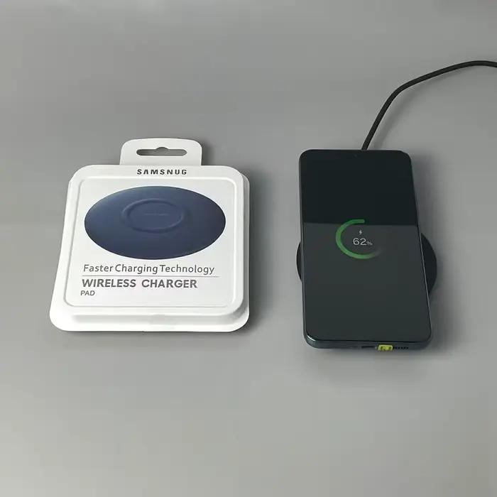 Chargeur sans fil rapide Samsung EP-P1100 15W certifié Qi pour Galaxy S8 S9 S10 S20 S22 S23 S25 Ultra Plus iPhone +