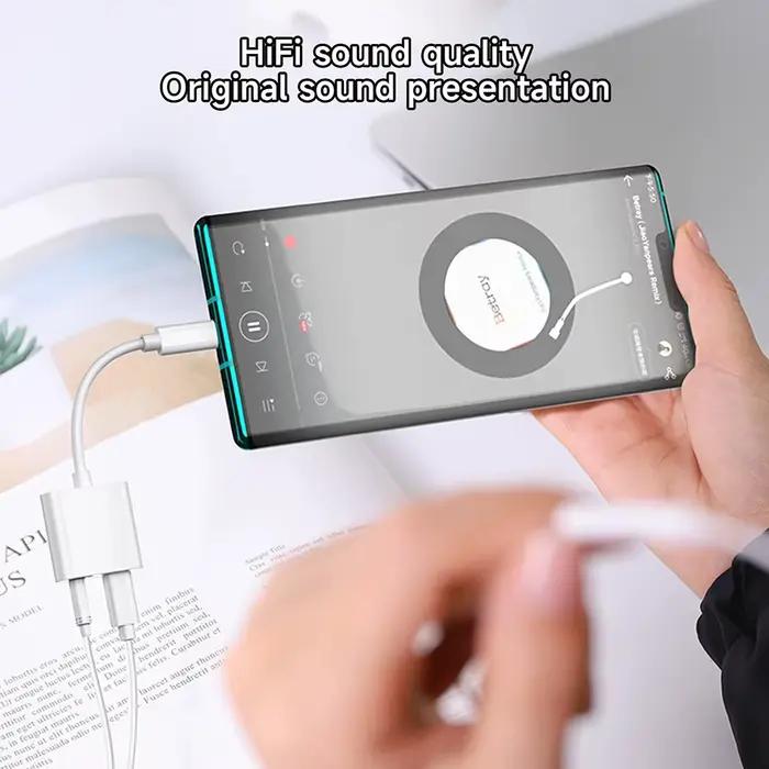 Câble de charge et adaptateur audio 2 en 1 Lightning vers prise jack 3