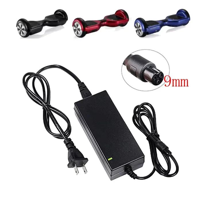 Chargeur de batterie au Lithium universel DC42V 2A